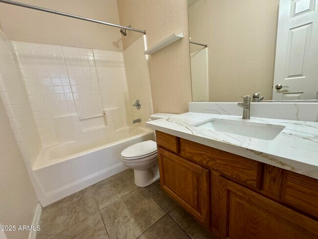Building Photo - 2671 S Dragoon Dr