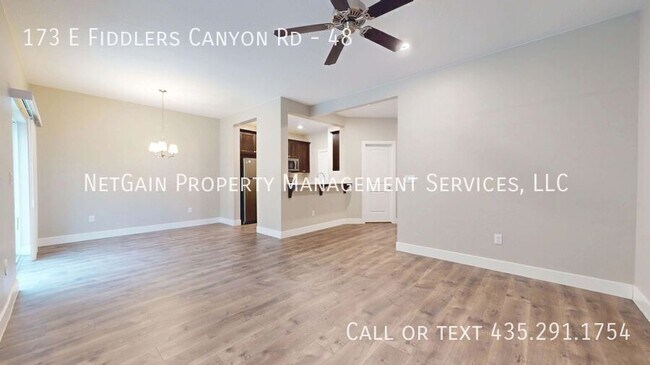 Building Photo - 173 E Fiddlers Canyon Rd