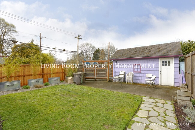 Building Photo - 4451 SE 29th Ave
