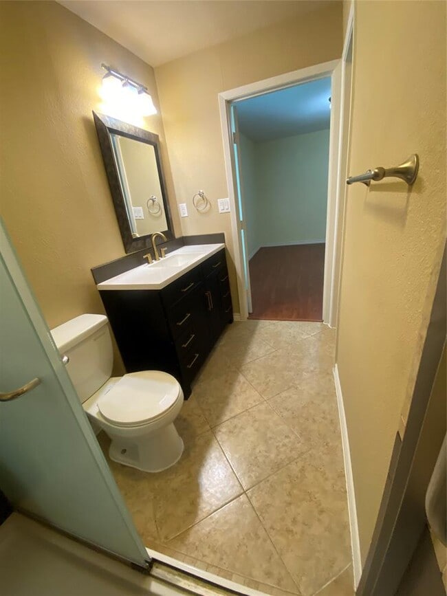 Building Photo - 10616 Mellow Ln