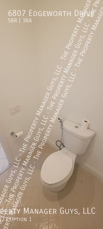 Building Photo - 6807 Edgeworth Dr