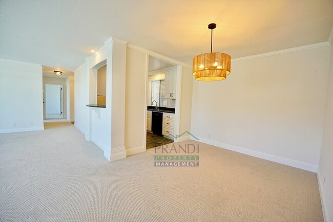 Building Photo - 2335 Shelter Bay Ave