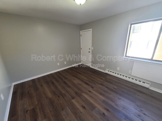 Building Photo - 279 Redstone Hl Rd