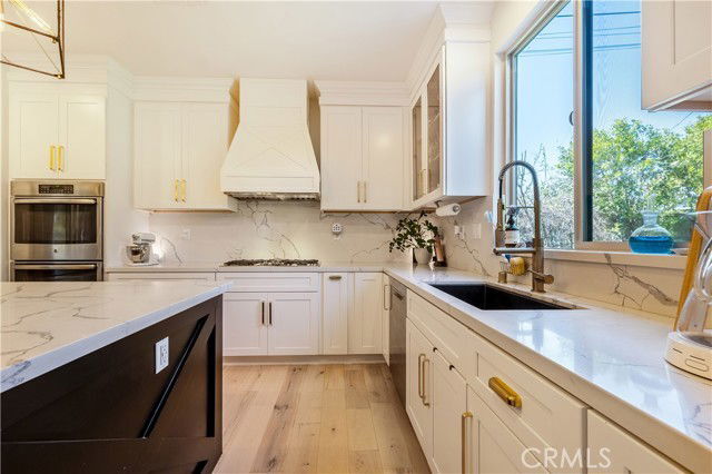 Building Photo - 17065 Cantlay St