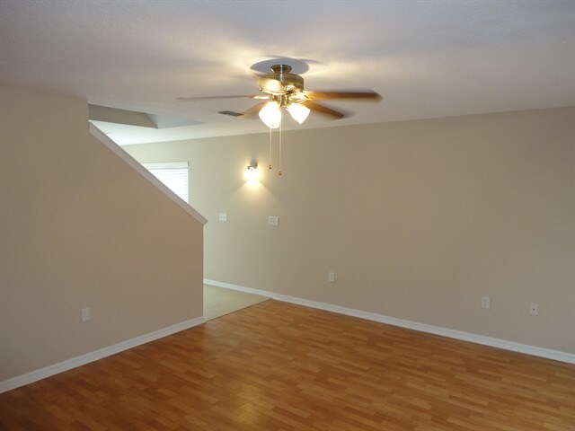 Building Photo - 10332 Summerview Cir