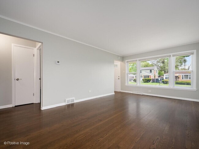 Building Photo - 14341 Dobson Ave