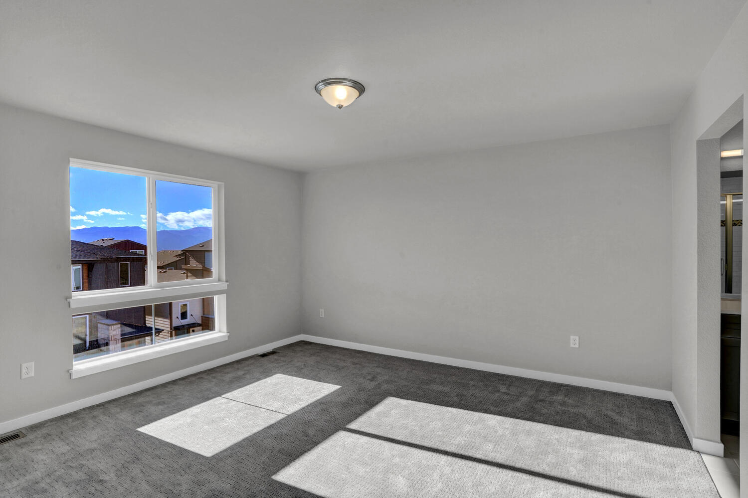 Upper Level Master Bedroom - 6351 Hijinks Ln