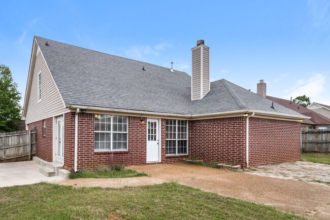 Building Photo - 12923 Fox Ridge Ln