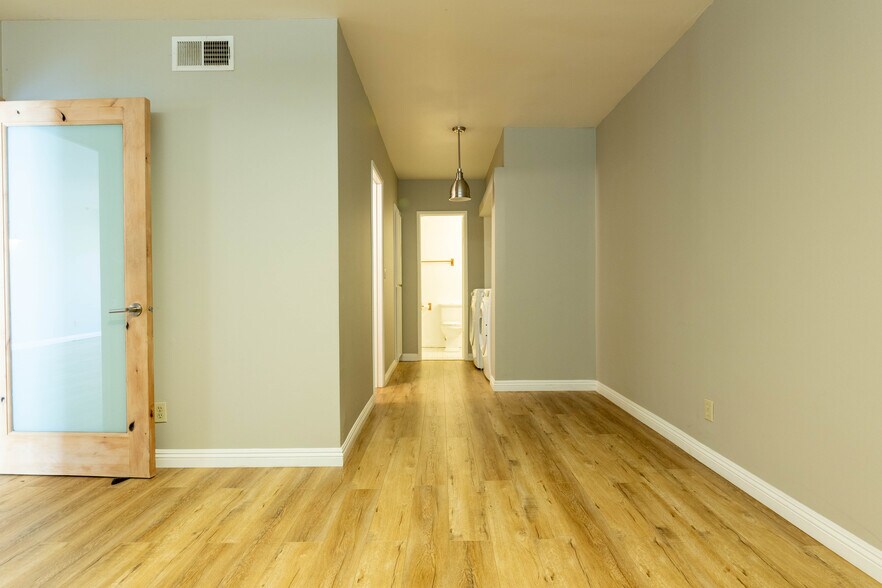 Building Photo - 5125 Harold Way