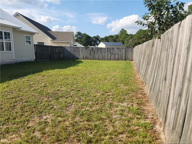 Building Photo - 2527 Cameron Woods Ln