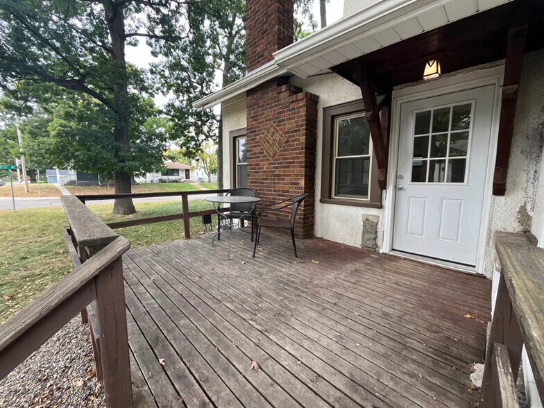 Building Photo - 3500 Kyle Ave N