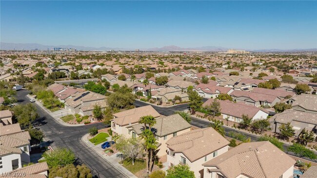 Building Photo - 10980 St Rafael St