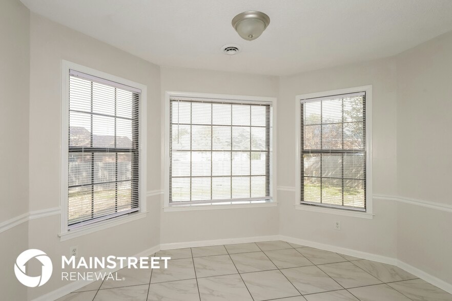 Building Photo - 7318 Old Dominion Ct