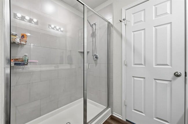Building Photo - 632 Pepperbark Loop