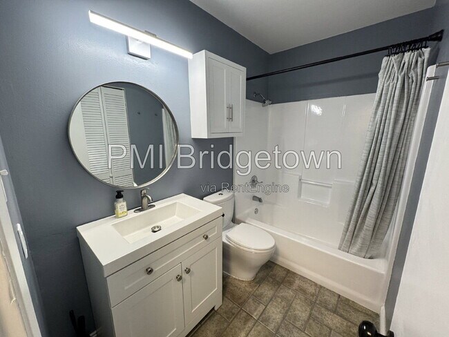 Building Photo - 9725 SE 29th Ave