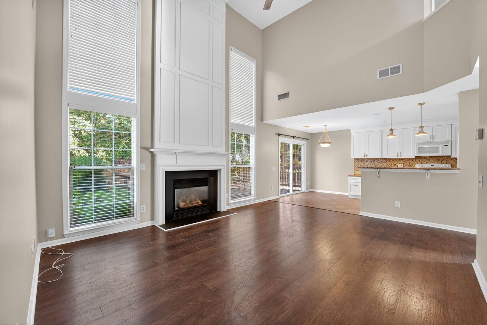 Building Photo - 5229 Bentgrass Run Dr