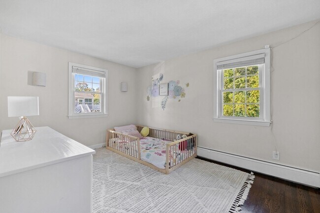 Building Photo - 193 Bonham Rd