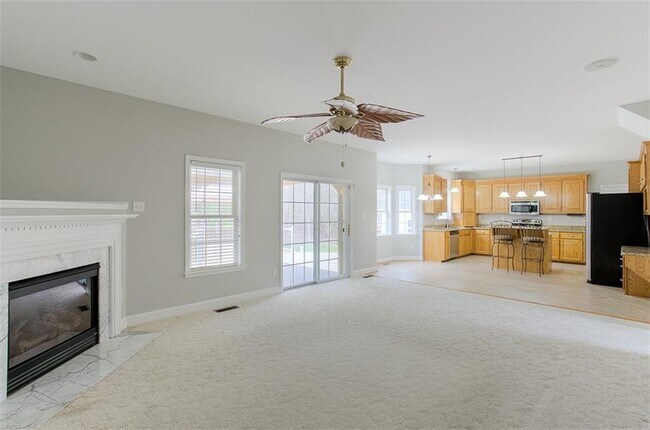 Building Photo - 613 Greyshire Dr