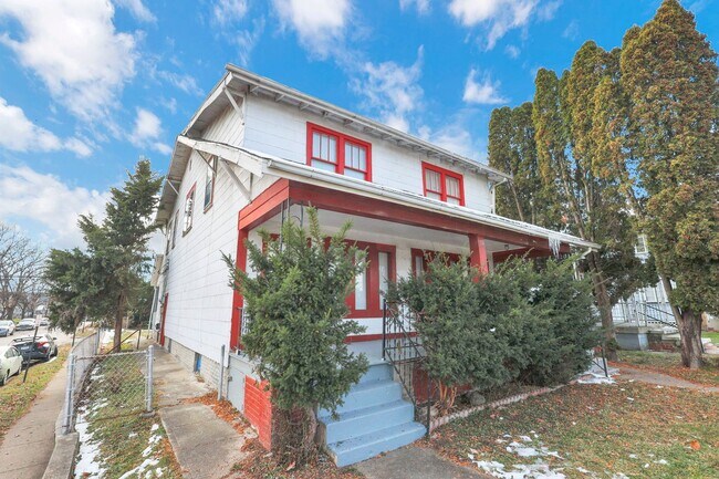 Building Photo - 2709-2711 Sullivant Ave