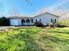 Building Photo - 1369 Little Rd