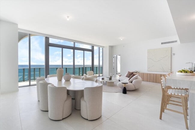 Building Photo - 900 N Ocean Blvd