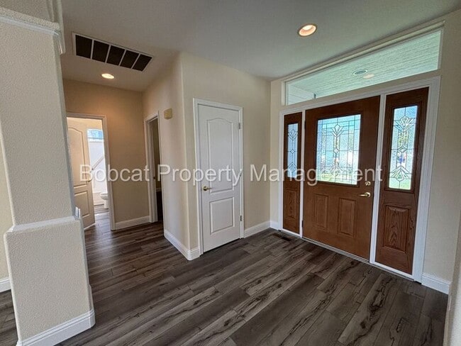 Building Photo - 2963 Hot Springs Dr
