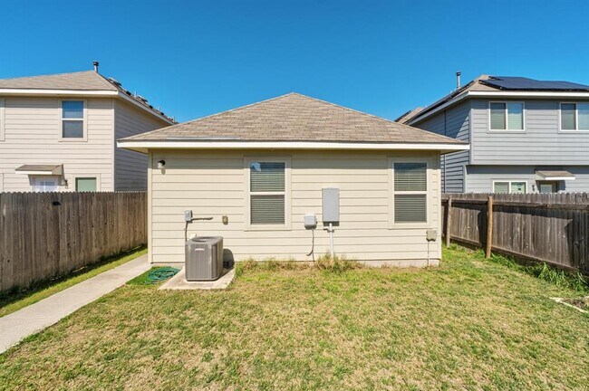 Building Photo - 4613 Graceful Ln