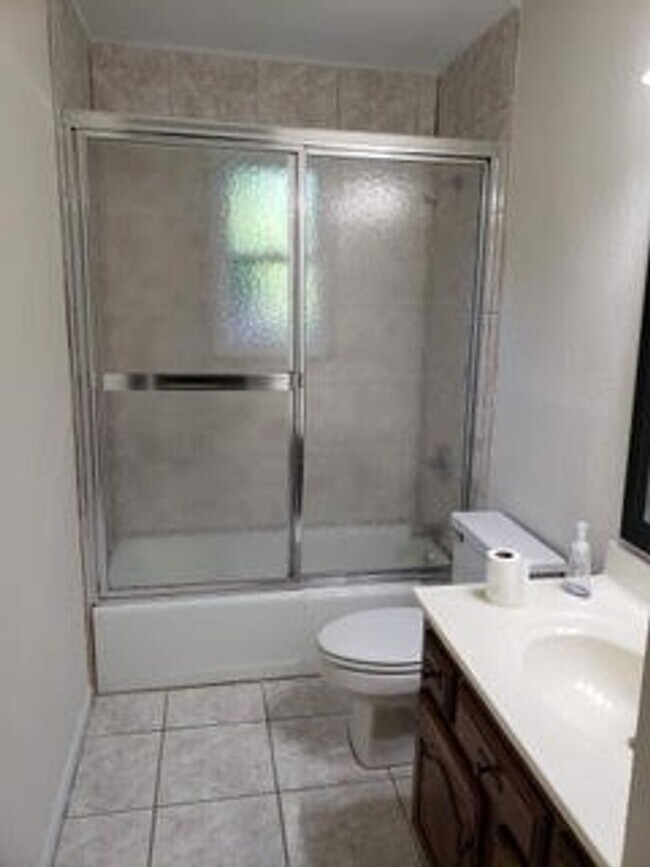 Building Photo - 504 Mountain Breeze Ln