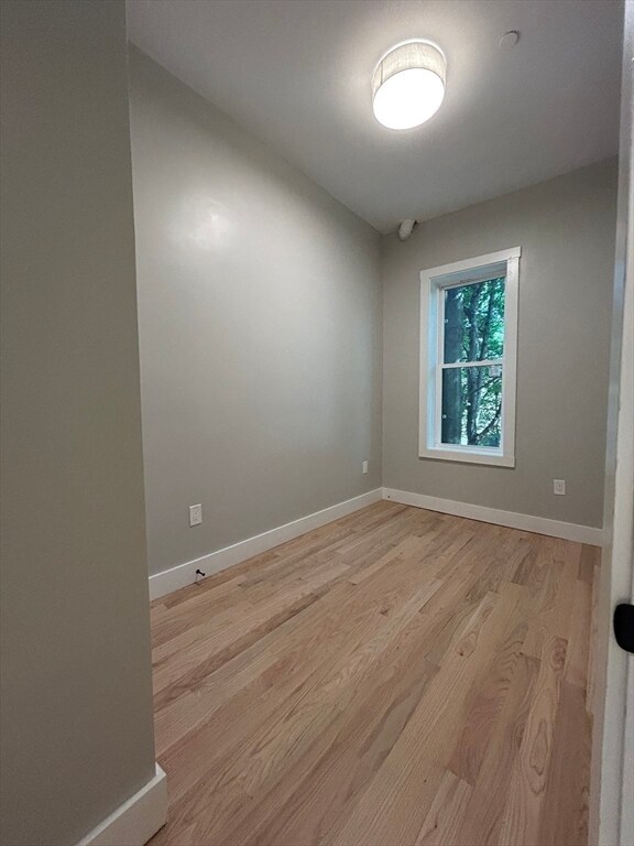 Building Photo - 37 Delle Ave