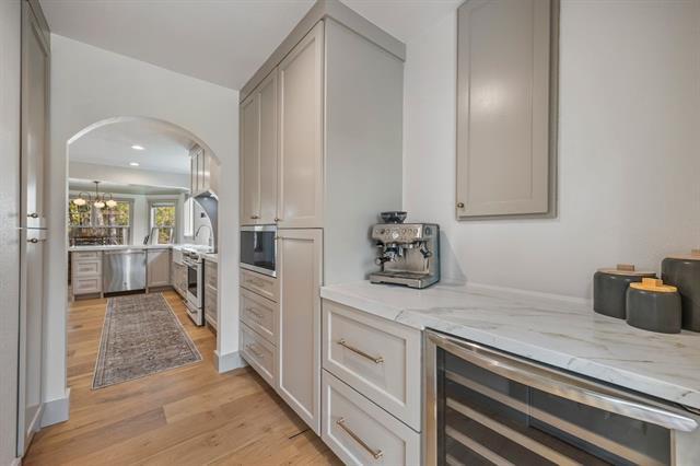 Building Photo - 2204 N Pearson Ln