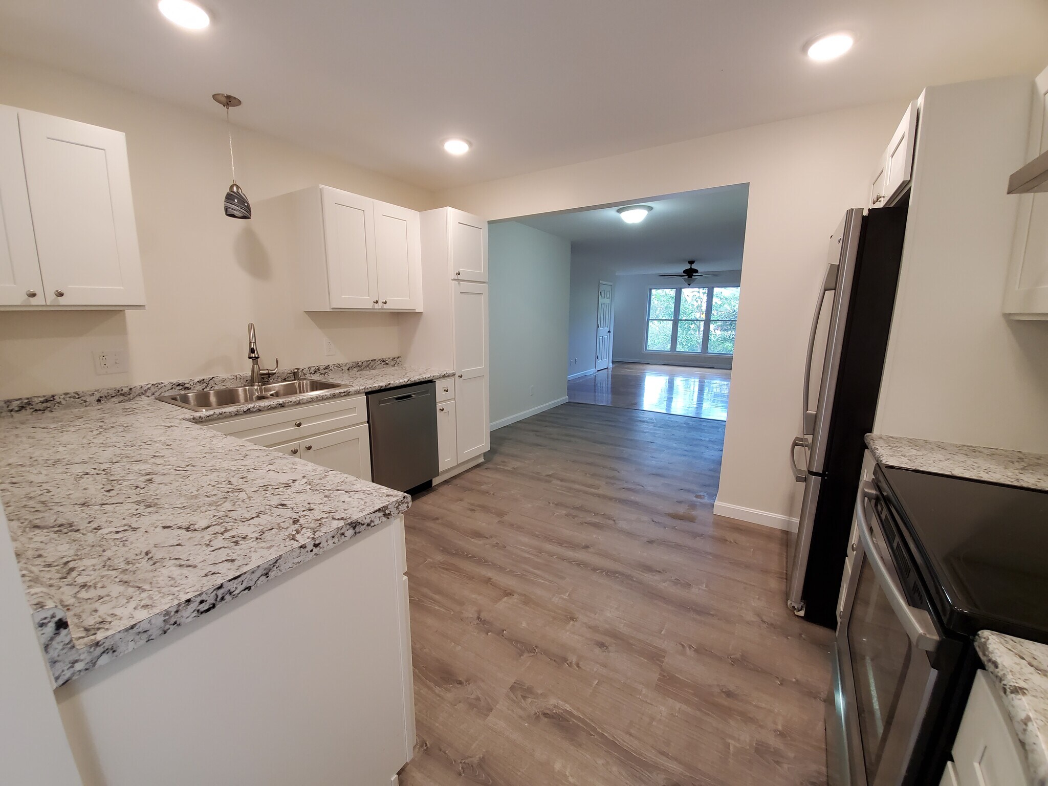 Building Photo - 72 Juniper Rdg