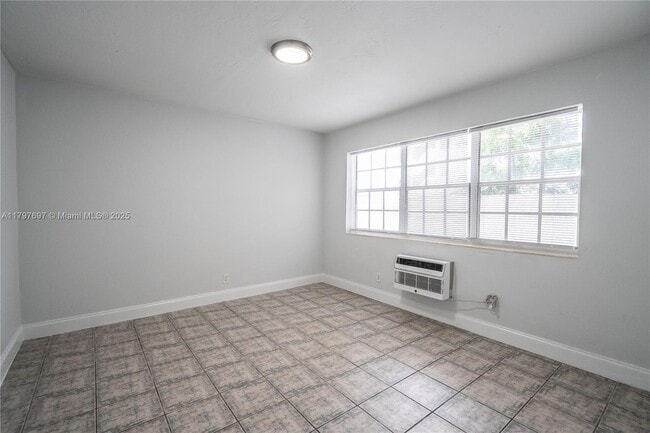 Building Photo - 320 84th St