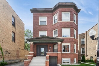 Building Photo - 2111 W Augusta Blvd