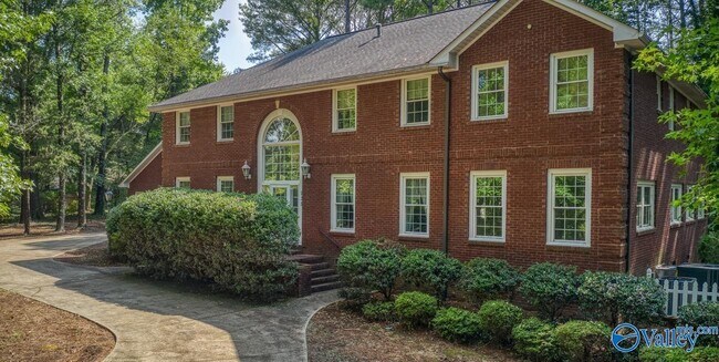 Building Photo - 935 Jeff Rd NW