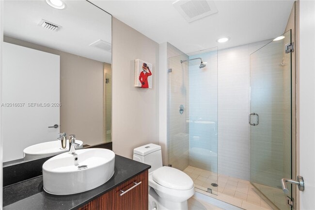 Building Photo - 3951 S Ocean Dr