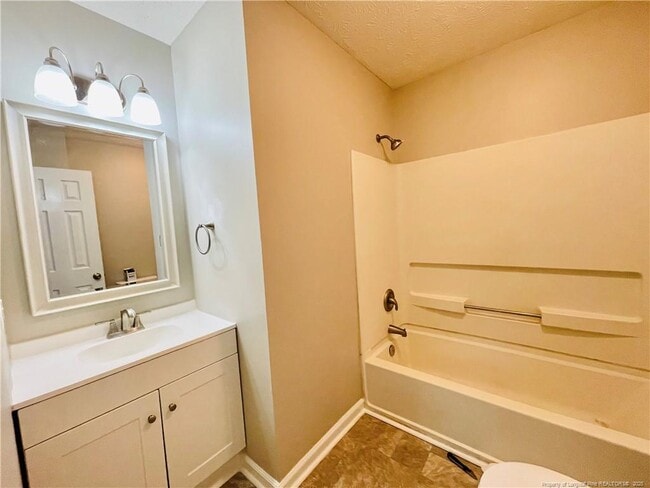 Building Photo - 5767 Pepperbush Dr