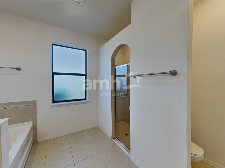 Building Photo - 11621 Winterset Cove Drive