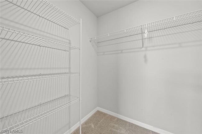 Building Photo - 2911 NW 9th Ave