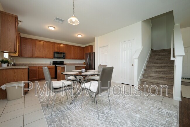 Building Photo - 1203 Lavender Shade Ct