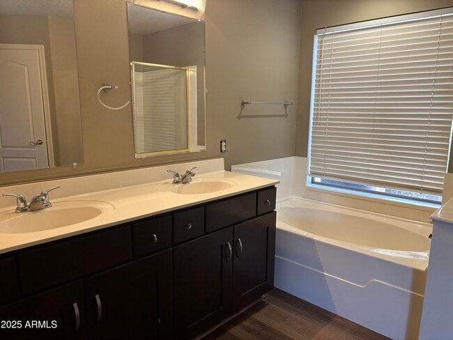 Building Photo - 17553 W Polaris Dr