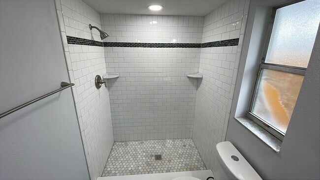 Building Photo - 3041 Hoban Ave