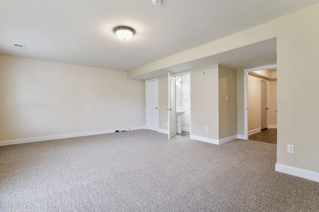 Building Photo - 229 Whitley