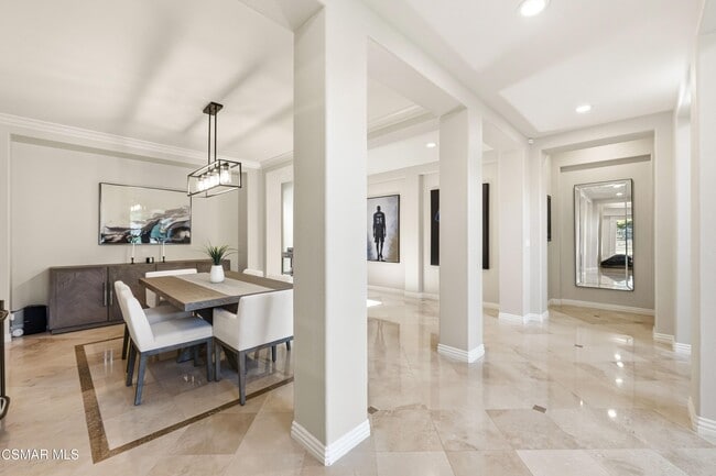 Building Photo - 2621 Springbrook Ct