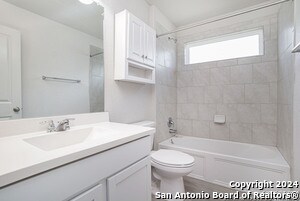 Building Photo - 1924 Heather Glen Dr