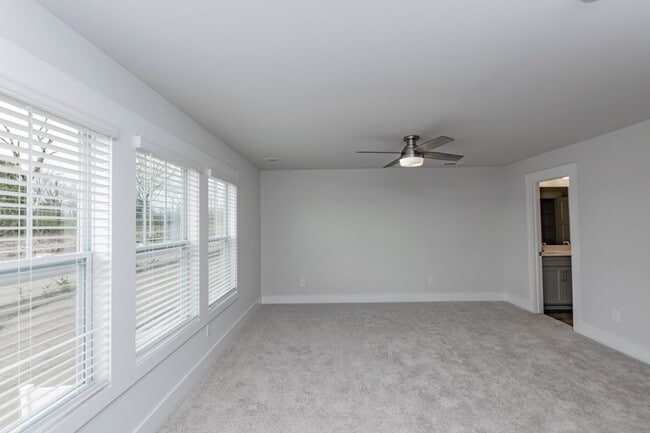 Building Photo - Monte Vista Townhomes