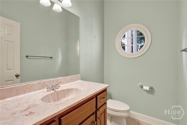 Building Photo - 2 Wakefield Pl