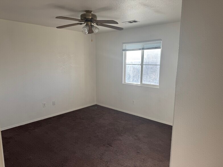 Building Photo - 44334 Sundance Ct