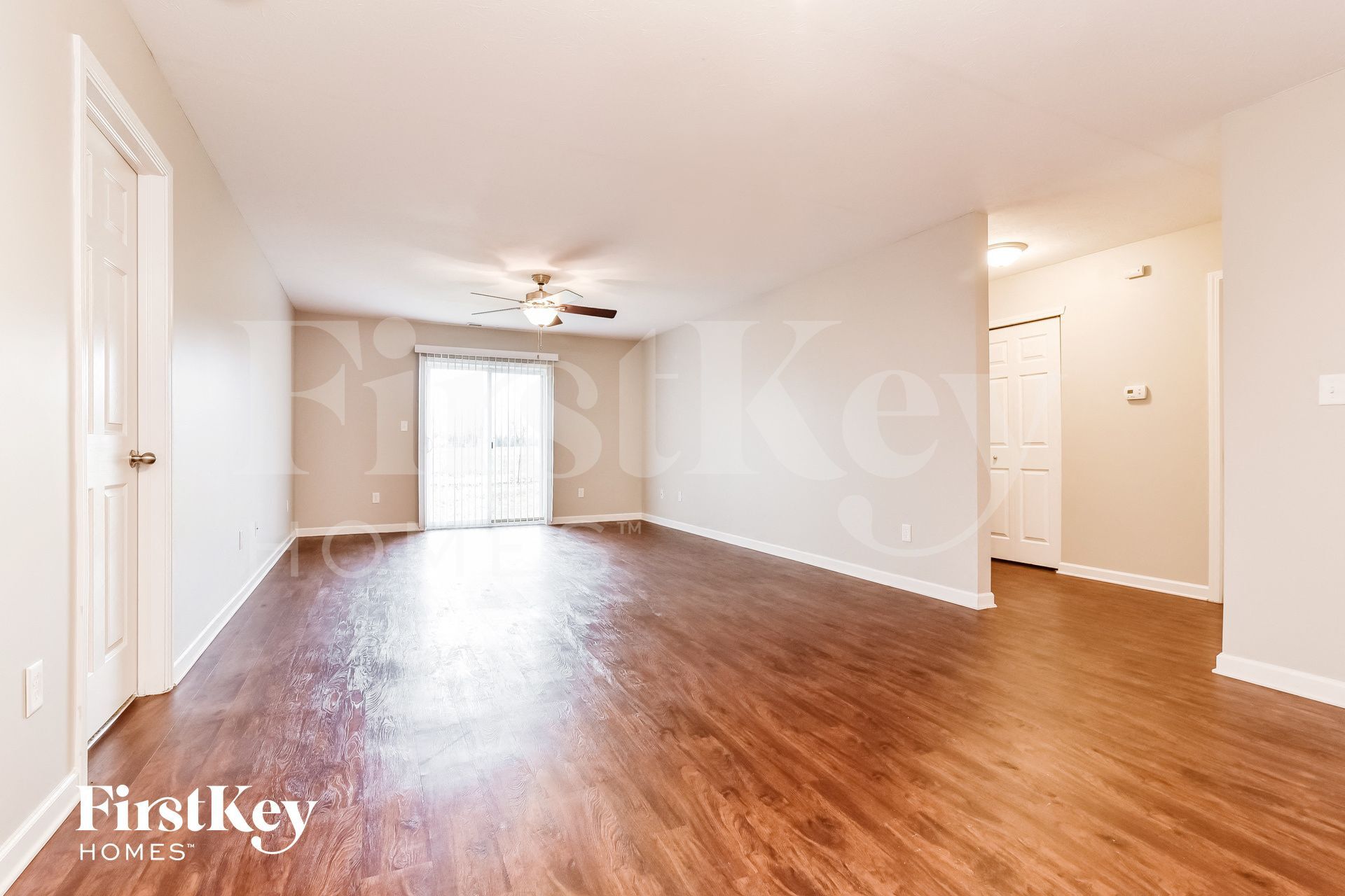 Building Photo - 673 Loon Ln