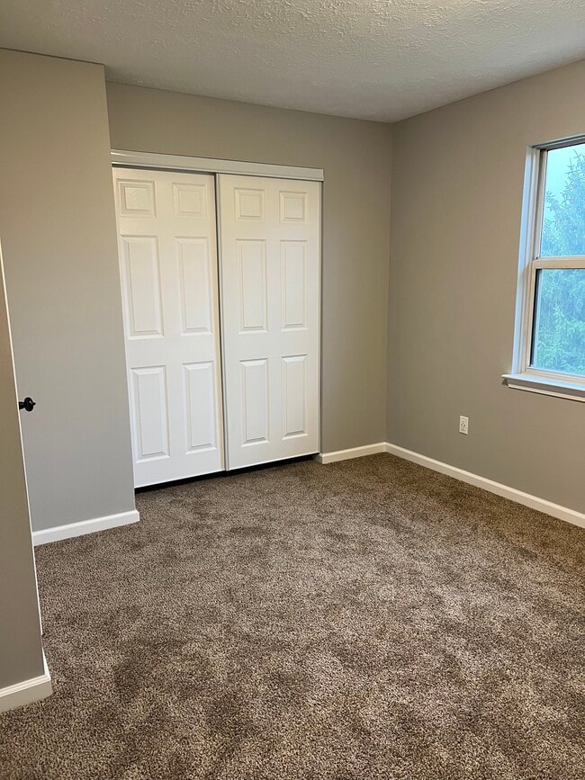 Building Photo - 4920 Drayton Rd