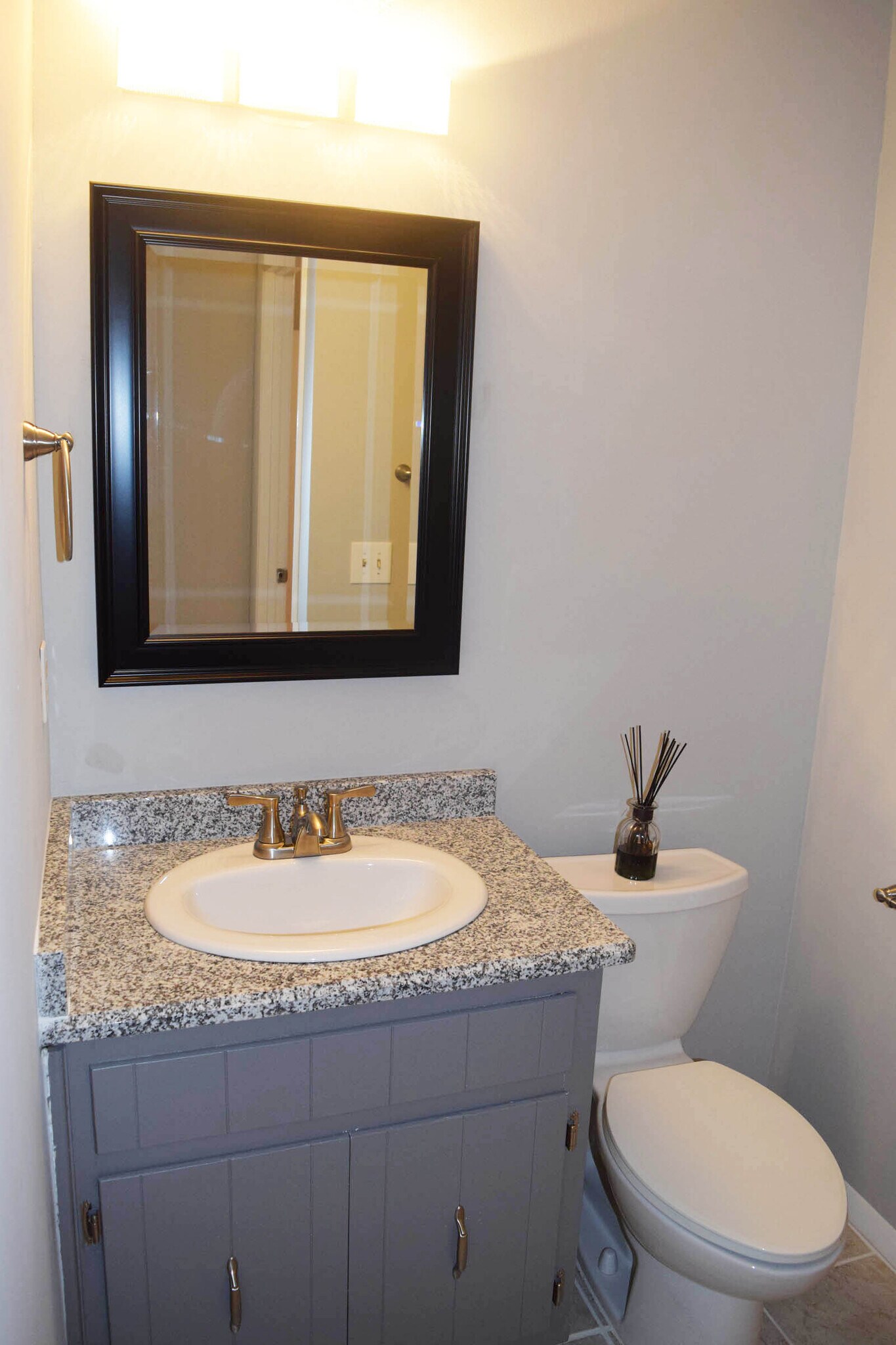 Building Photo - 951 Bresslyn Rd